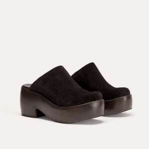 Everlane Shoes 8 Wooden Puffa Clog Black Suede